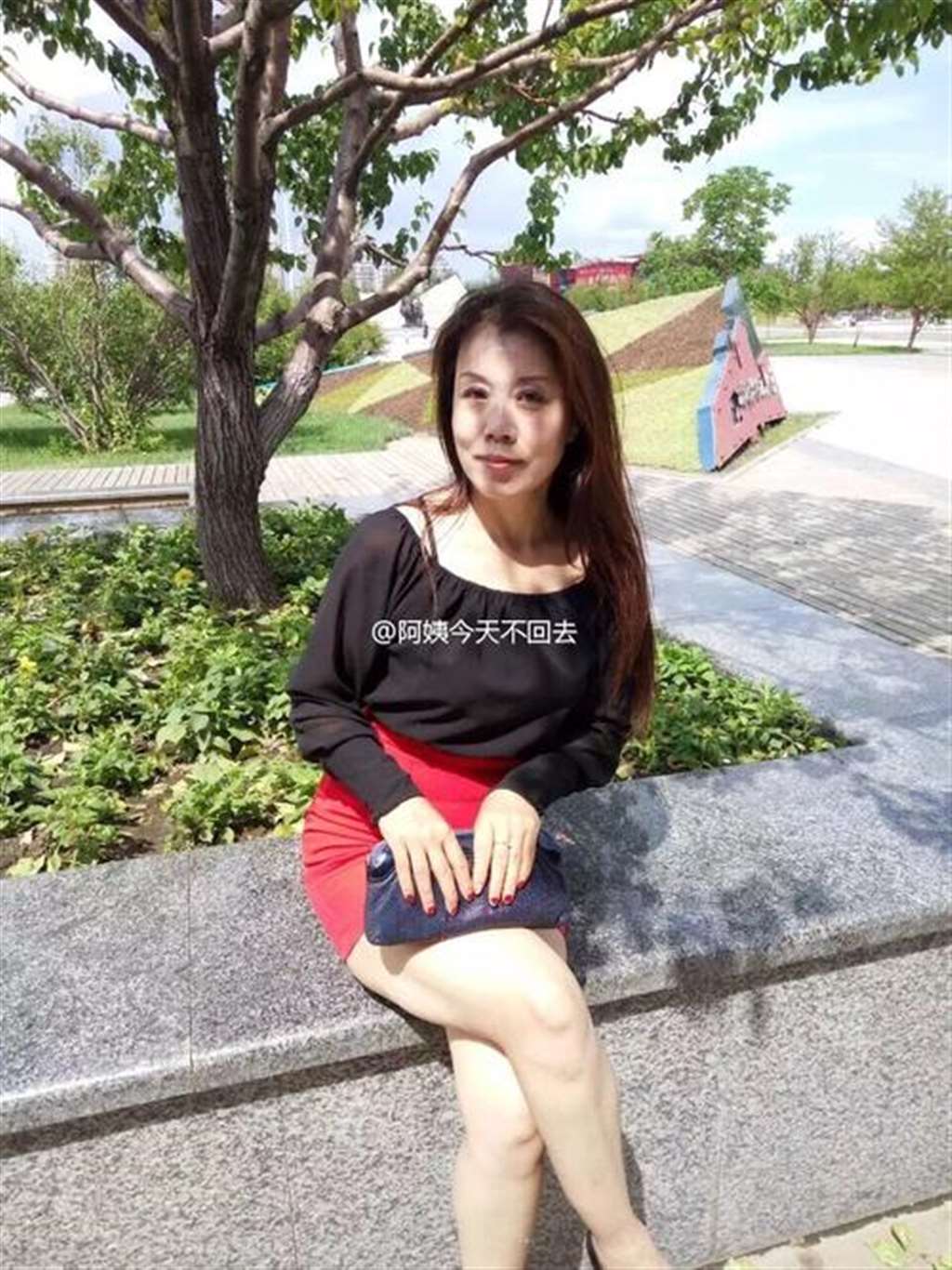 少妇口述：为什么前夫一无所有却女人缘不断